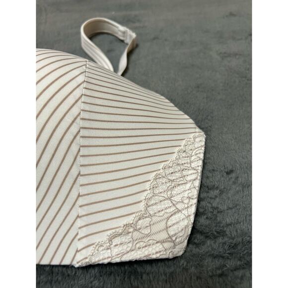 Cacique Simply Wire Free T-shirt Bra, cream with gold stripes and lace, 42DD - Picture 15 of 15